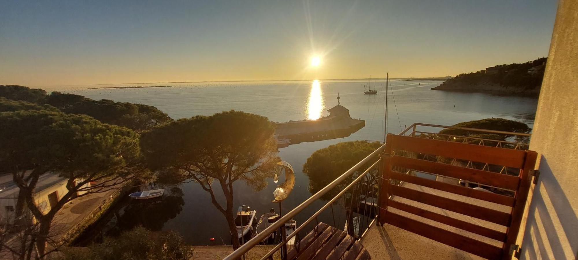 Villa Mira Bed And Breakfast Duino Buitenkant foto